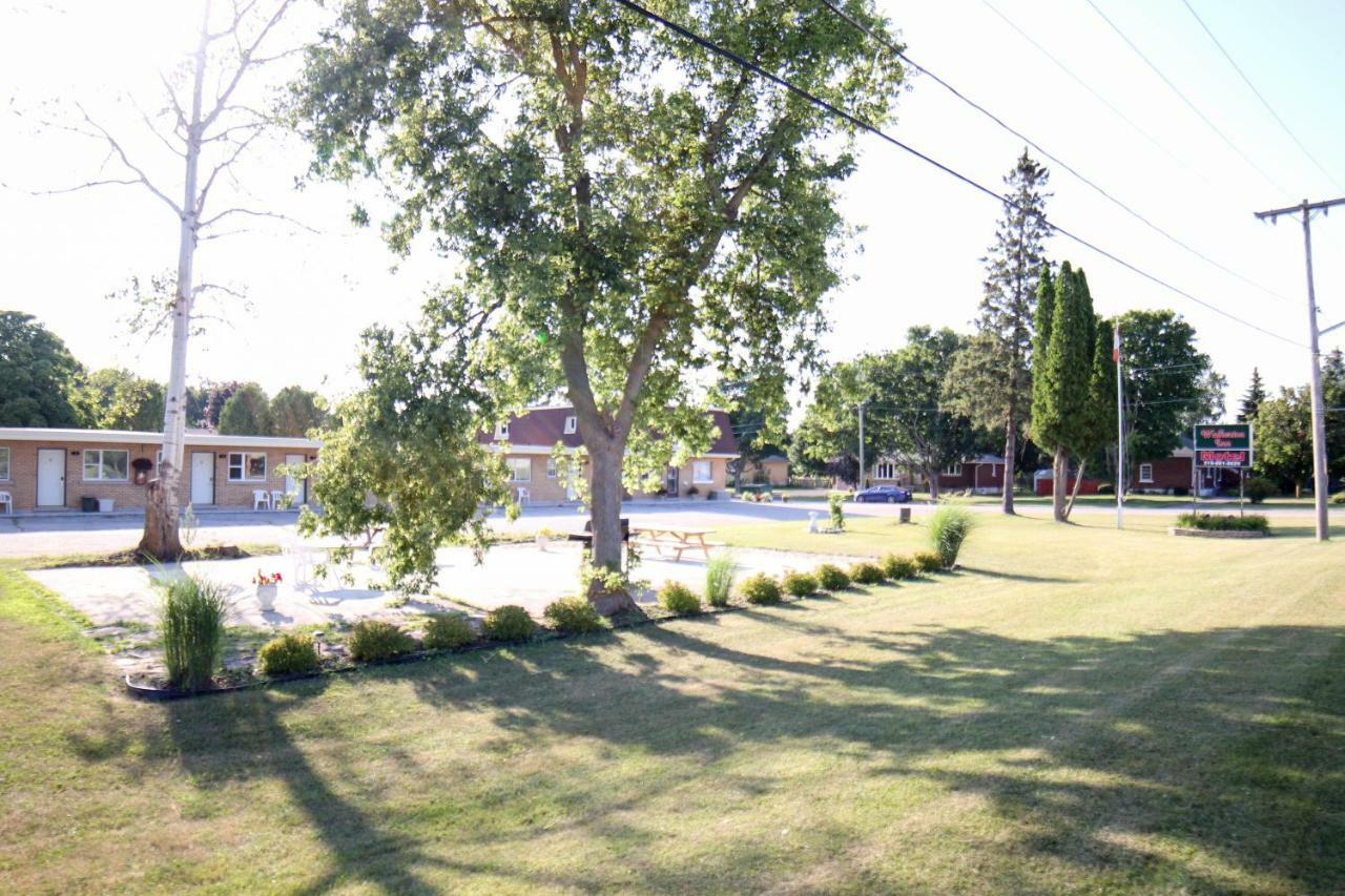 Walkerton Inn Motel Exterior foto